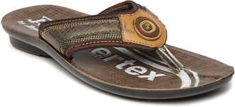 paragon chappal for kids