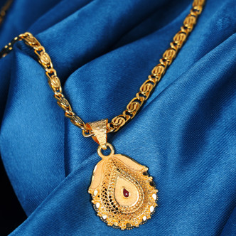 Buy Gold Chain With Pendant Designs 