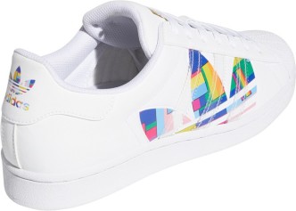 women's superstar sneaker