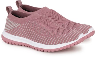 bata women sports shoes