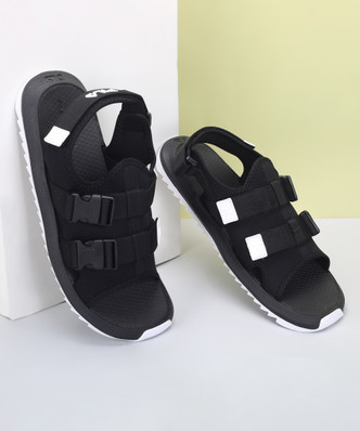 black fila sandals