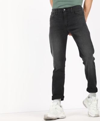 black levi jeans