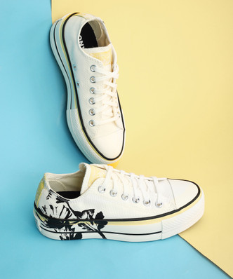 converse 3/4 shoes
