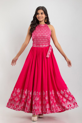 Designer Kurtis (डिजाइनर कुर्ती 