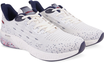 branded shoes under 2000