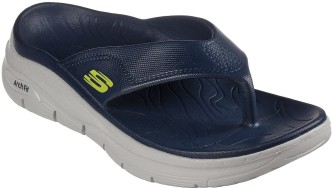 skechers chappals