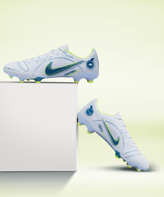 Buy Nike Football Shoes / Nike Boots 