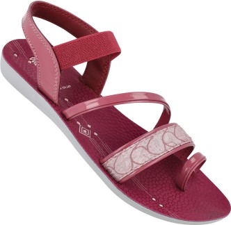 vkc walkaroo ladies chappal