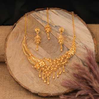 simple gold jewelry set