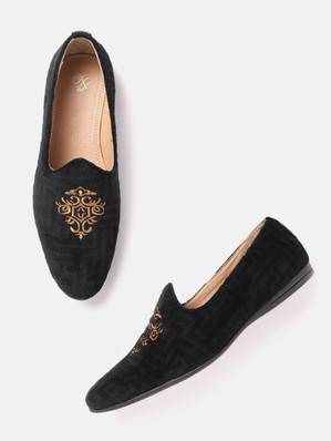 Shoes Under 1000 Rupees - Buy Shoes 