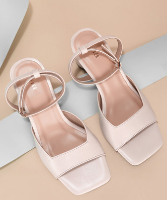Forever 21 footwear Outlet