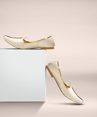 Gold shoes online clearance