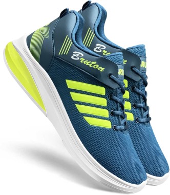 sports running shoes under 500