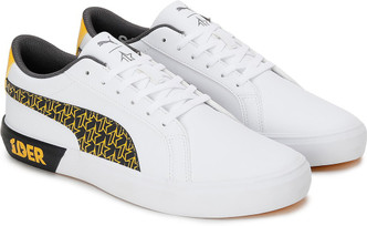 puma different color shoes