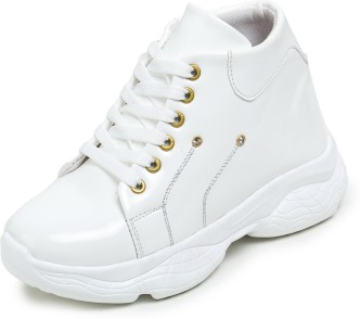 white boots flipkart