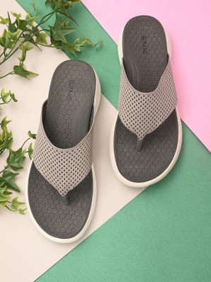 bedroom slippers flipkart