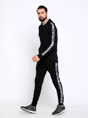 mens medium tracksuit