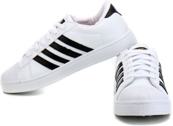 sparx men's black and white canvas sneakers