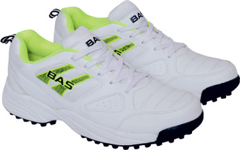 fila cricket shoes