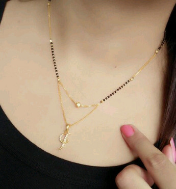 letter gold plated pendant locket 