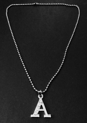 NAME LOCKET /PENDANT FOR BOYS/GIRLS 
