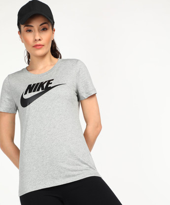 NIKE Solid Women Round Neck Black T 
