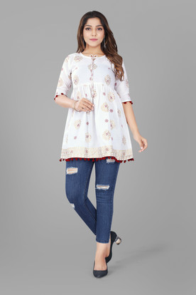 Women Printed Straight Kurta 