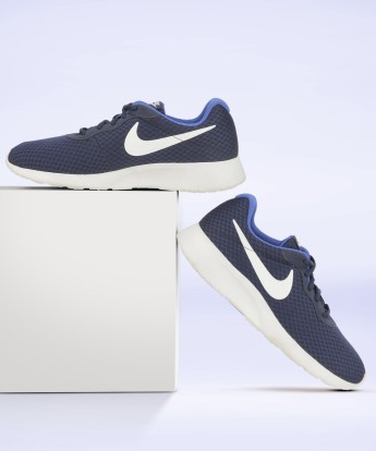 royal blue nike tanjun