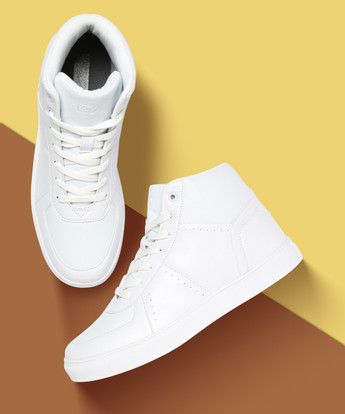 HRX by Hrithik Roshan Men Retro Basket 