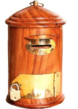 Pindia Beautiful Fancy Wooden Letterbox Shaped Money Coin Bank Price In India Buy Pindia Beautiful Fancy Wooden Letterbox Shaped Money Coin Bank Online At Flipkart Com
