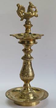 Murugan Stores Kattai Kuthu Vilakku Brass Table Diya Price In India Buy Murugan Stores Kattai Kuthu Vilakku Brass Table Diya Online At Flipkart Com