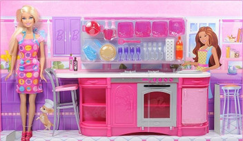 barbie doll cooking house