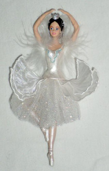 barbie as the swan queen in swan lake