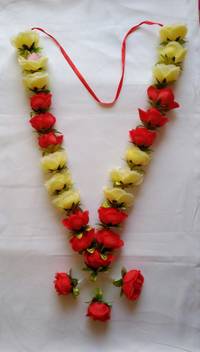 Khond Rose Garland Plastic Cloth Flowers Garland Price In India Buy Khond Rose Garland Plastic Cloth Flowers Garland Online At Flipkart Com