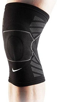 knee cap for gym nike