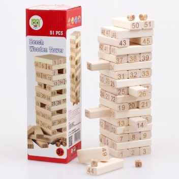 beach game with wooden blocks