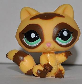 Littlest Pet Shop Raccoon 1502 Yellow Brown Green Eyes