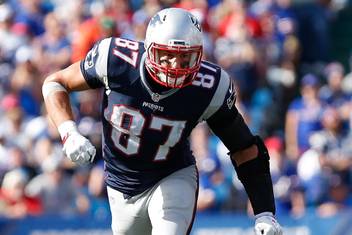 Akhuratha Poster Sports New England Patriots Football Hd Wallpaper Background Fine Art Print Sports Posters In India Buy Art Film Design Movie Music Nature And Educational Paintings Wallpapers At Flipkart Com