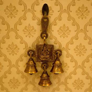 Mypoojabox Lord Ganesh Wall Hanging With 3 Bells Brass Decorative Bell Price In India Buy Mypoojabox Lord Ganesh Wall Hanging With 3 Bells Brass Decorative Bell Online At Flipkart Com