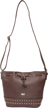 globus sling bags
