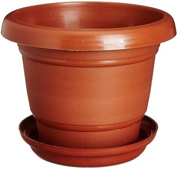 brown plastic bucket