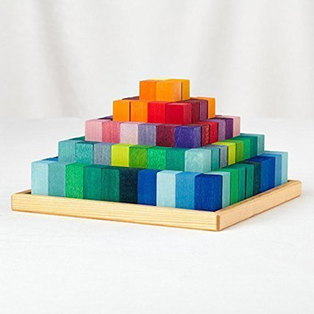 grimm's stepped pyramid of wooden building blocks