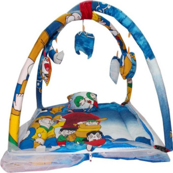 baby bed with hanging toys