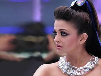 Bollywood Beauty Aishwarya Rai Hd Wallpaper Poster Multicolo Texture Paper 12x18 Inch Paper Print Personalities Posters In India Buy Art Film Design Movie Music Nature And Educational Paintings Wallpapers At