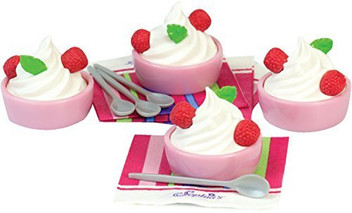 doll play food
