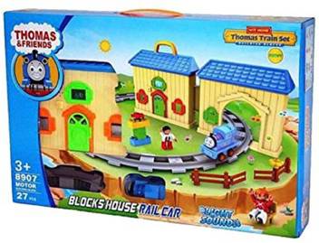 Kashti Thomas And Friend Block House Train Set Thomas And Friend
