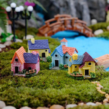 garden dollhouse
