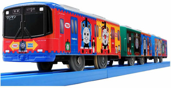 takara tomy train