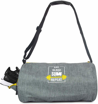 duffle bag with shoe compartment