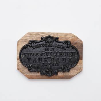 Casa Decor Vintage Rustic Western Home Bathroom Kitchen Metal Key Holder With Wooden Block Hanging Wall Decor Wood Key Holder Price In India Buy Casa Decor Vintage Rustic Western Home Bathroom